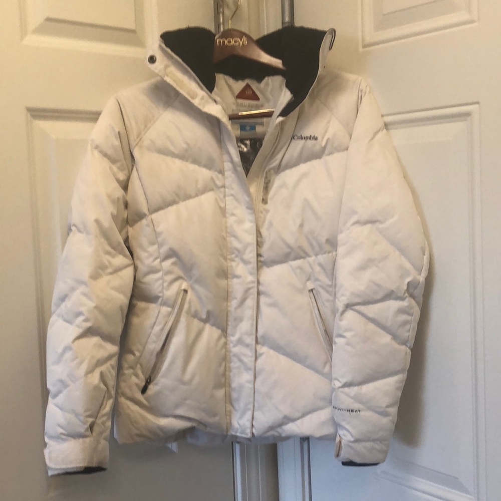 Columbia winter/ski jacket in white